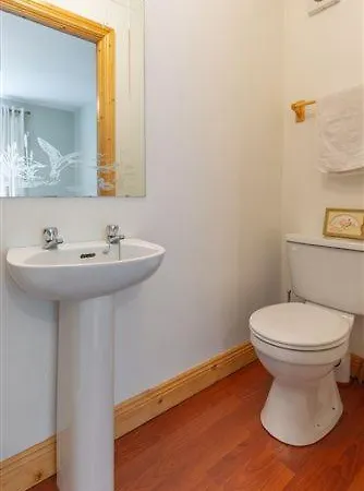Moorings Greenway Guest house