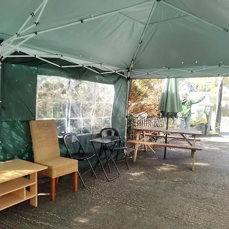 Moorings Greenway Guest house