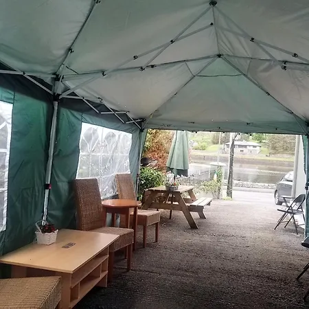Moorings Greenway Guest house