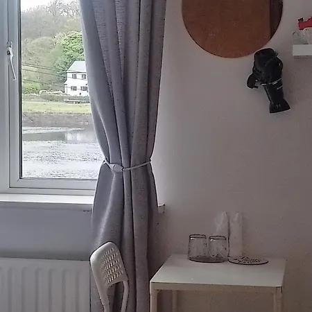 Guest house Moorings Greenway *