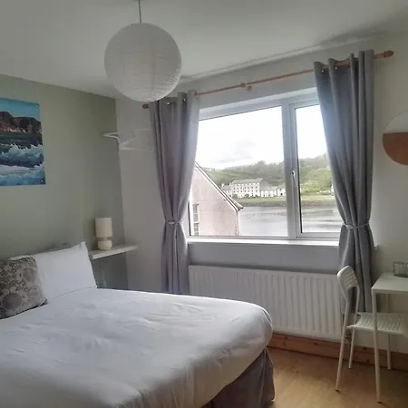 Moorings Greenway Guest house